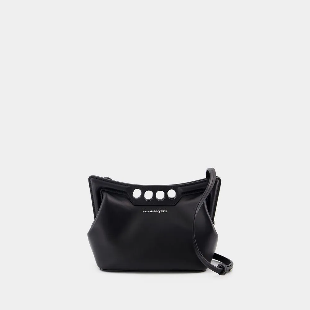 ALEXANDER MCQUEEN Stylish 24SS Women's Black Shoulder Bag