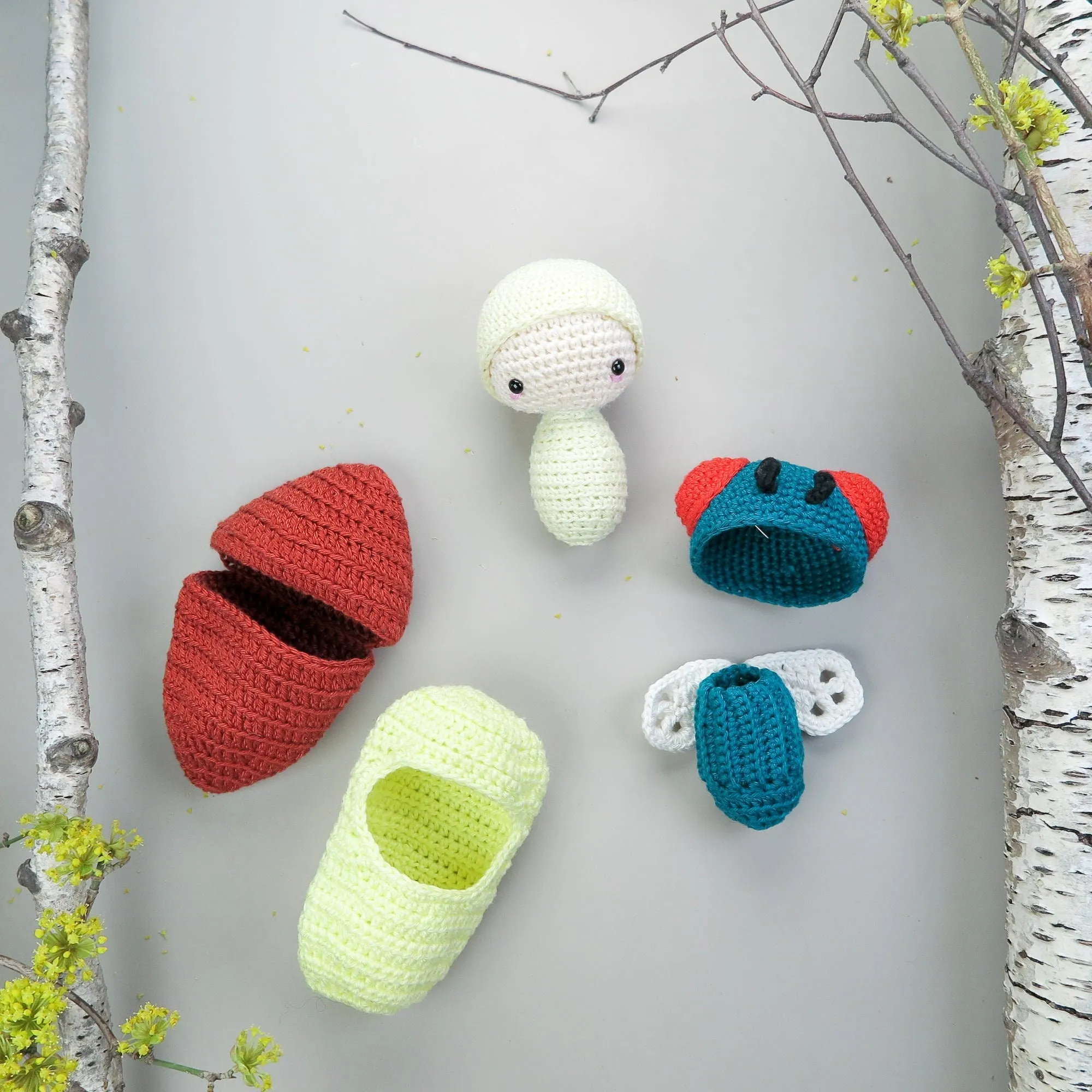 Amigurumi Crochet Kit . Green Bottle Fly Lifecycle