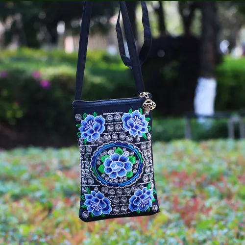 Ethnic Style Tribal Embroidery Flower Crossbody 6.5 Inch Mobile Phone Bag Hanging Neck Mobile Phone Bag