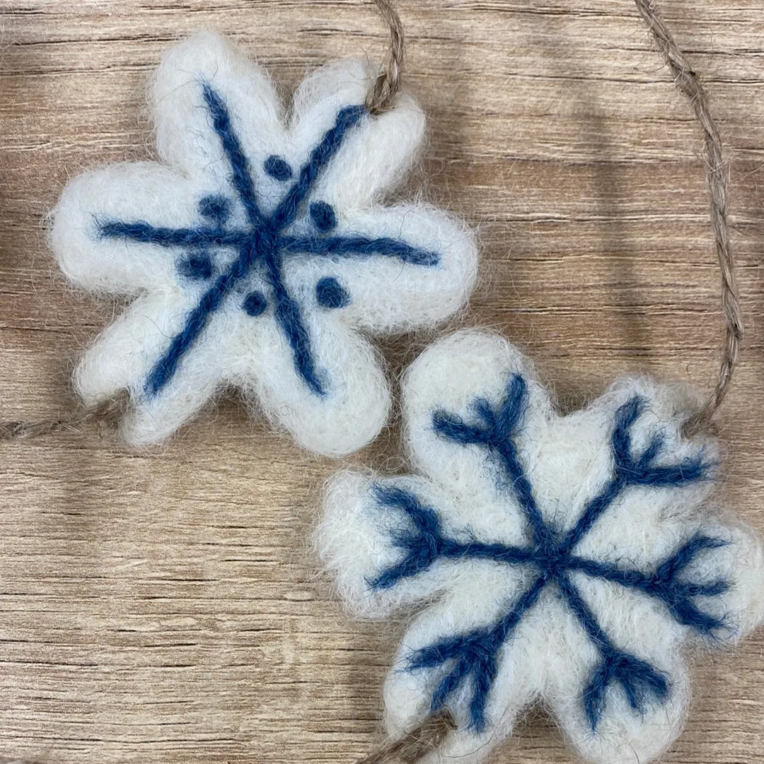 Felted Snowflake Garland Kit