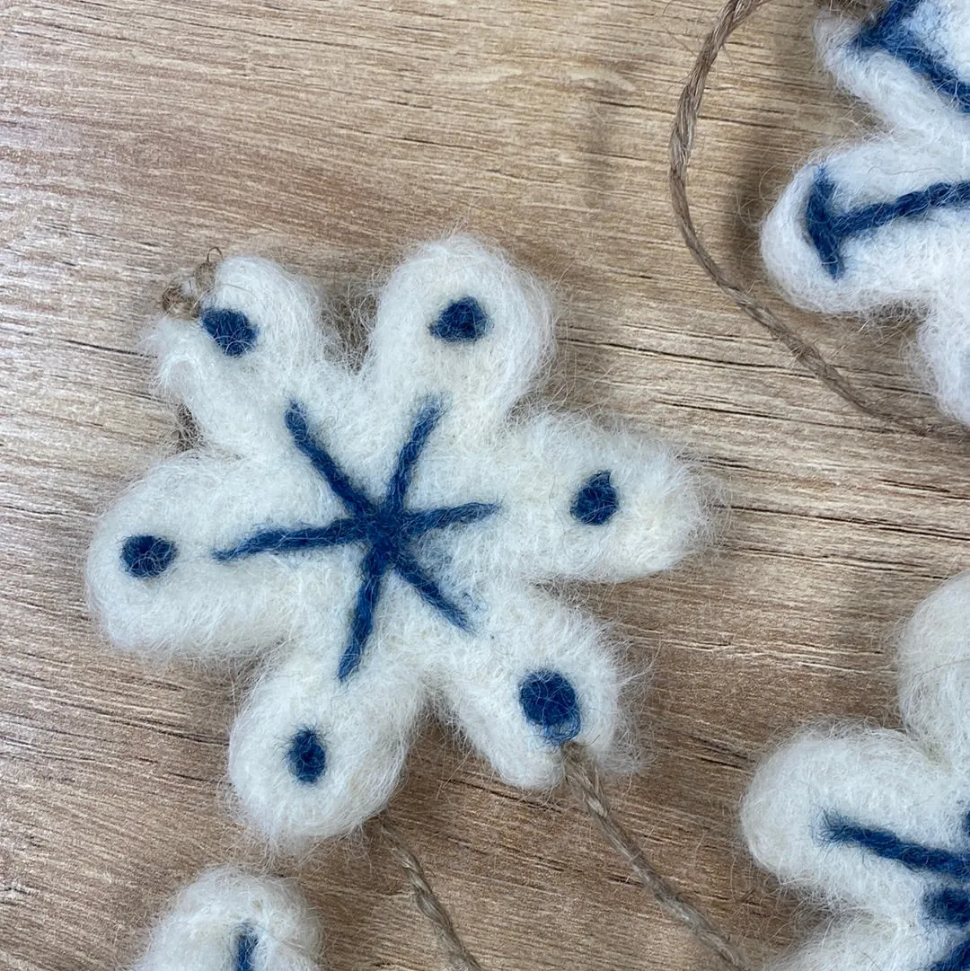 Felted Snowflake Garland Kit