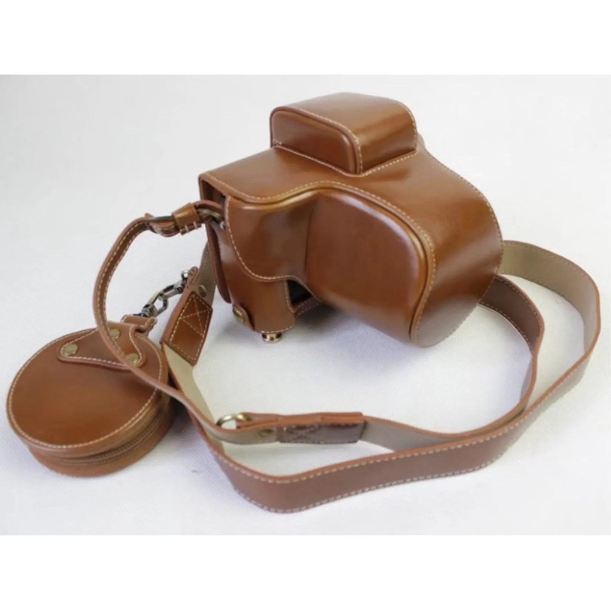 Fujifilm X-E3 leather protective case plus strap - Brown