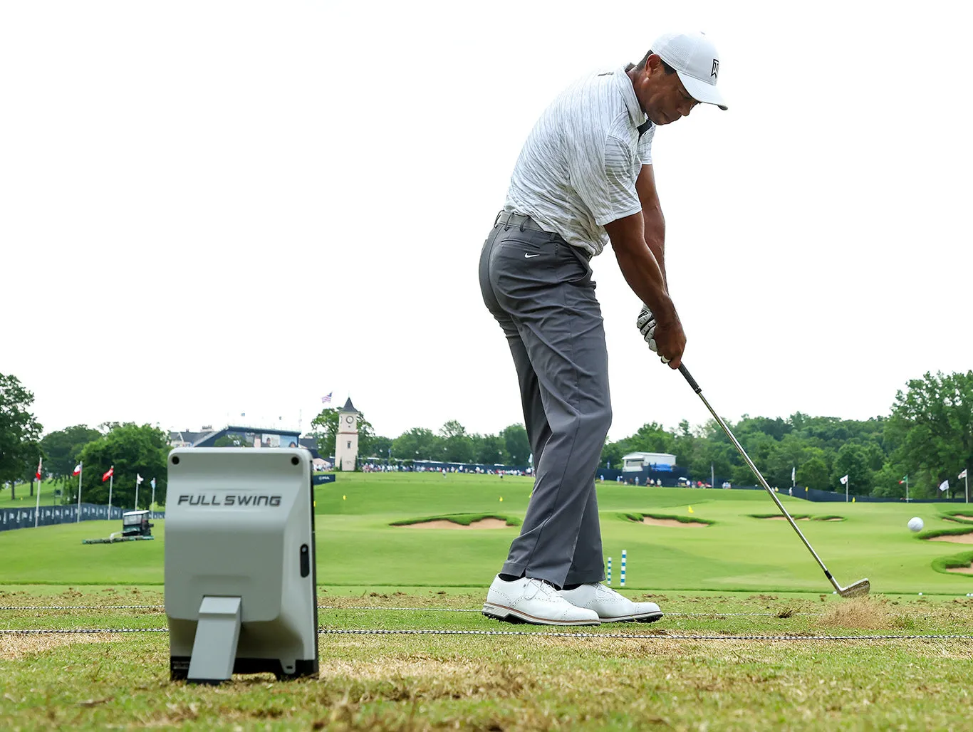 Full Swing Launch Monitor