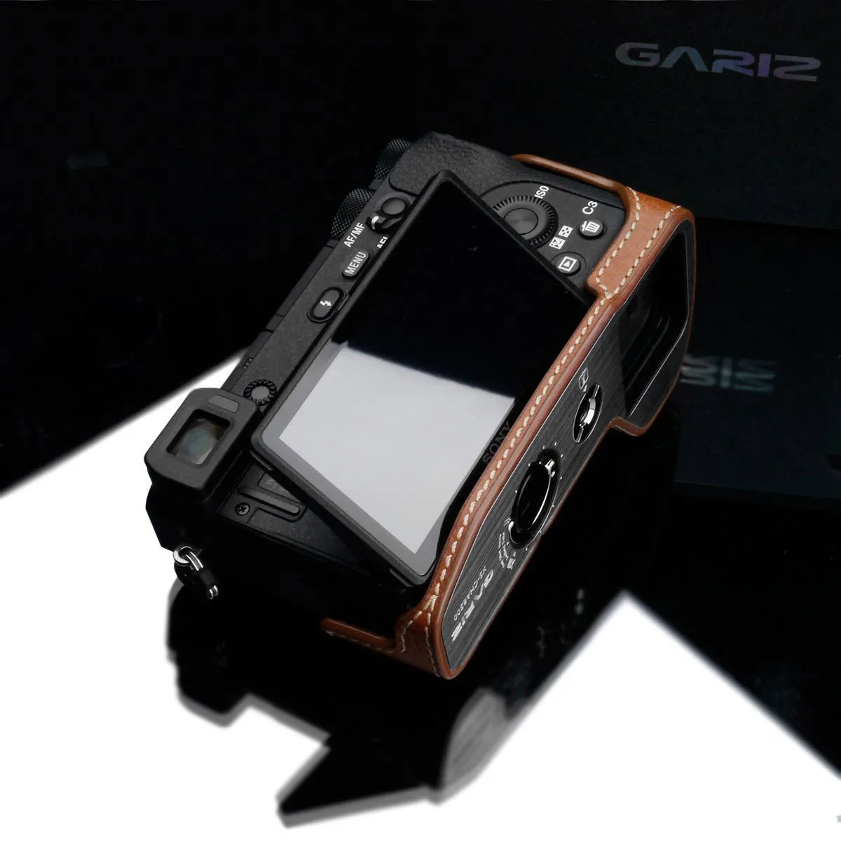 Gariz XS-CHA6500CM Genuine Leather Camera Half Case Camel for Sony A6500