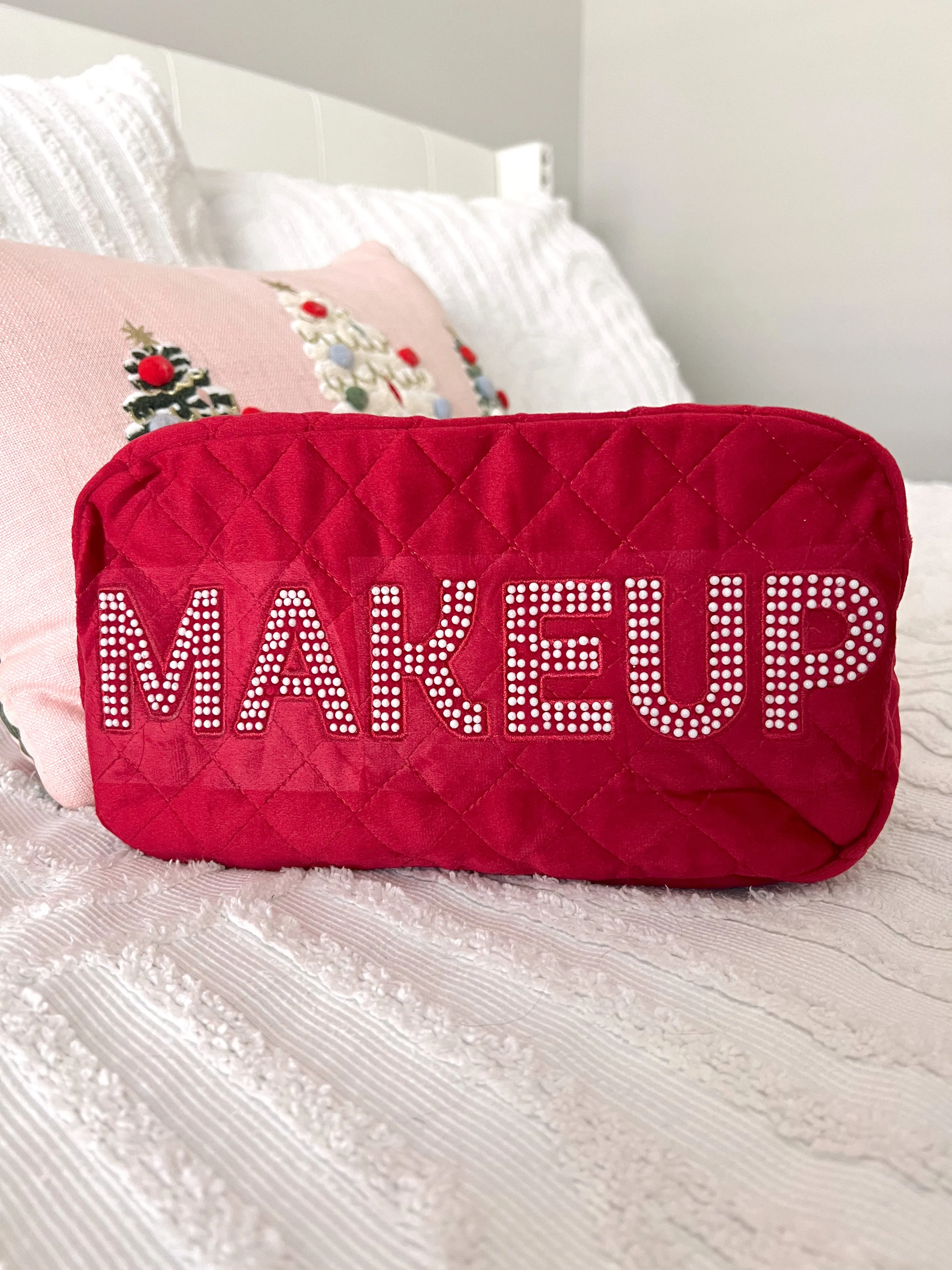 Makeup - Red Velvet Large