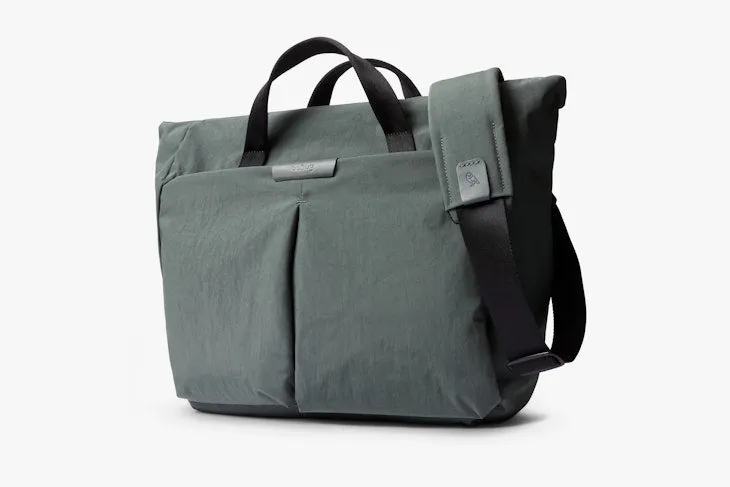 Tokyo Messenger Bag 14" laptop 14L