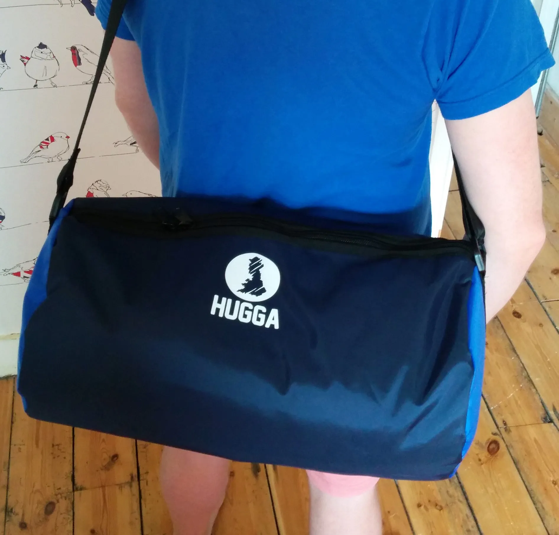 TWRC HUGGA HOLDALL, WITH FREE WET KIT BAG